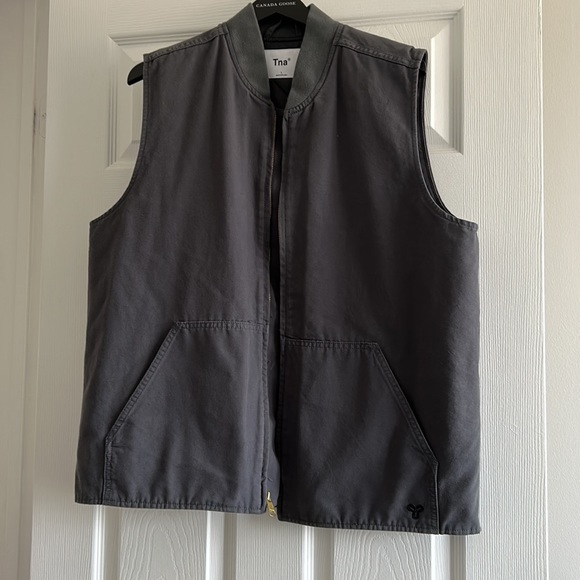 TNA gray vest with lining - Picture 2 of 6